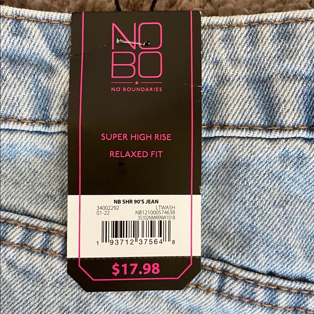 4/$20 NWT no boundaries ripped jeans - Picture 5 of 6